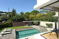 Cannes Sales, Sales in Cannes, Mougins, Cap d'Antibes, Théoule, South of France, copyrights John and John Real Estate, picture Ref 712-30